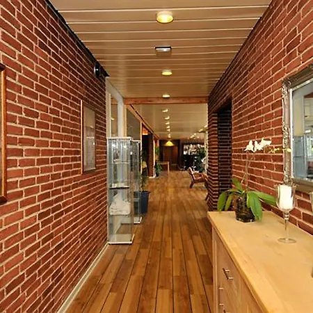 Lynggaarden Hotel 3*